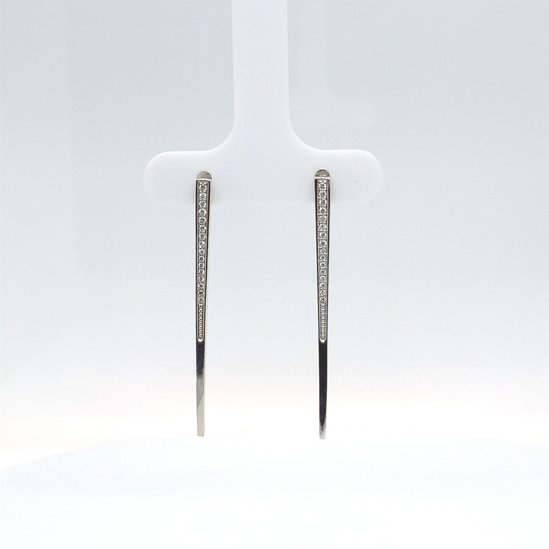 10K White Gold Drop Diamond Earrings 0.08CTW.