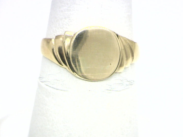 Women's 10K Yellow Gold Signet Size 5.5 , Fashion Ring