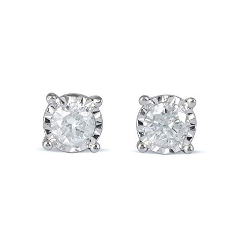 10K White Gold Stud Diamond Earrings 0.25CTW.