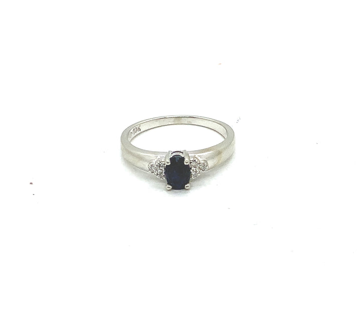 10K White Gold Gemstone ring CTW.