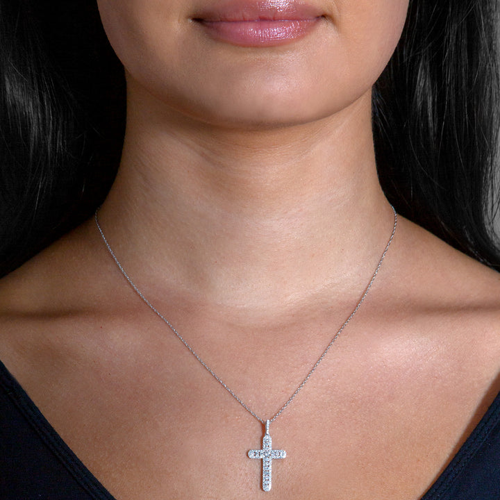 14K White Gold Cross Diamond Pendant 0.62CTW.