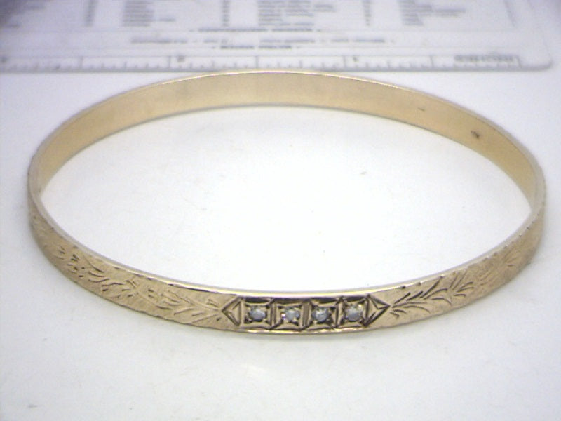 10K Yellow Gold 0.08CT Diamond Bangle Bracelet