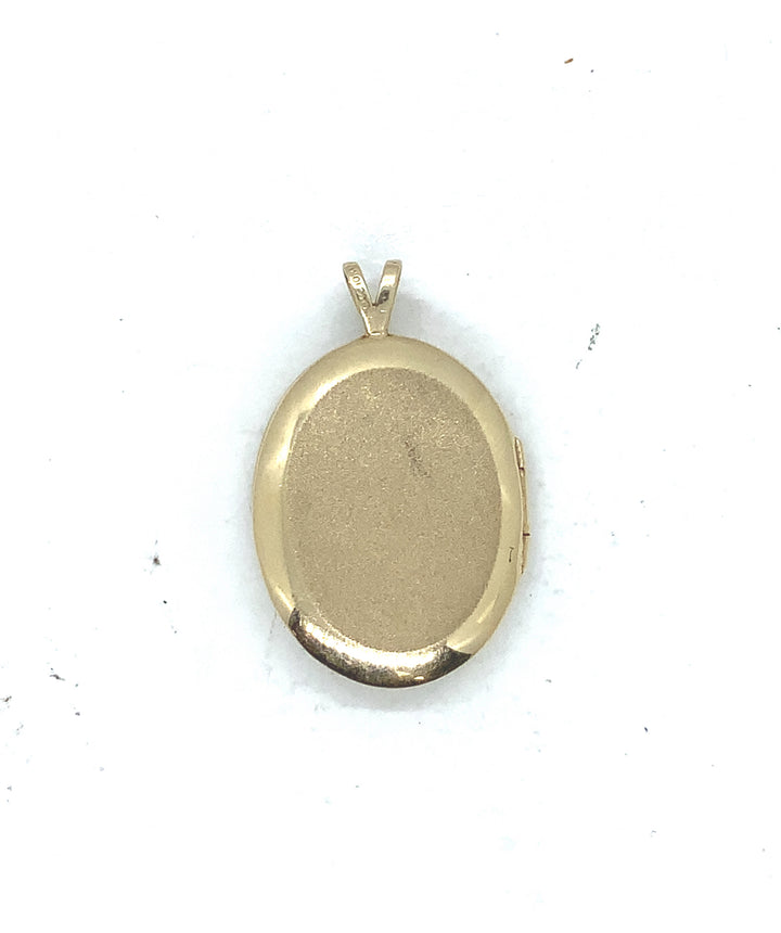 10K Yellow Gold Oval Locket, Weight 14.9 Grams, Gold Pendant