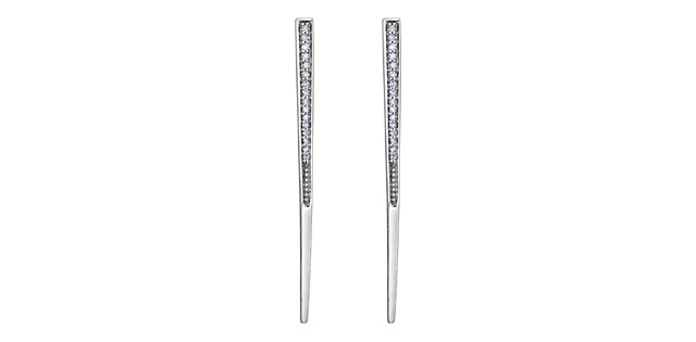 10K White Gold Drop Diamond Earrings 0.08CTW.