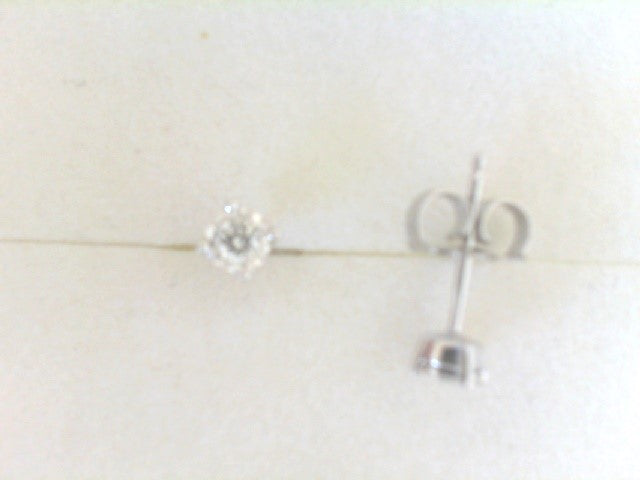 10K White Gold Stud Diamond Earrings 0.10CTW.