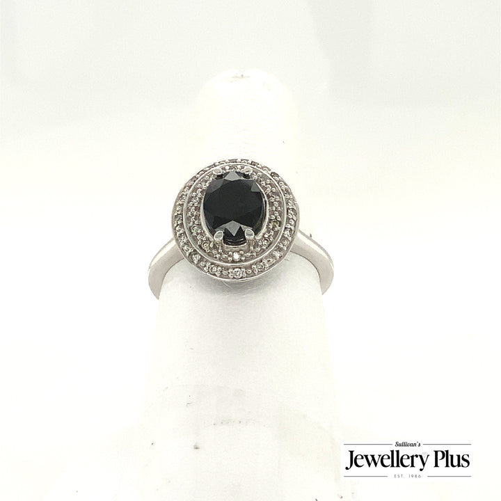 10K White Gold Gemstone ring CTW.