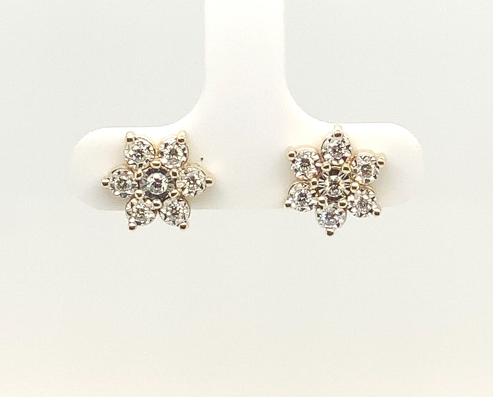 10K Yellow Gold Stud Diamond Earrings CTW.