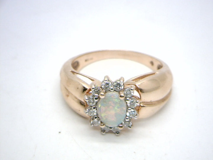 14K Yellow Gold Gemstone ring CTW.