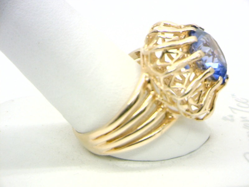 14K Yellow Gold Gemstone ring 8.00CTW.