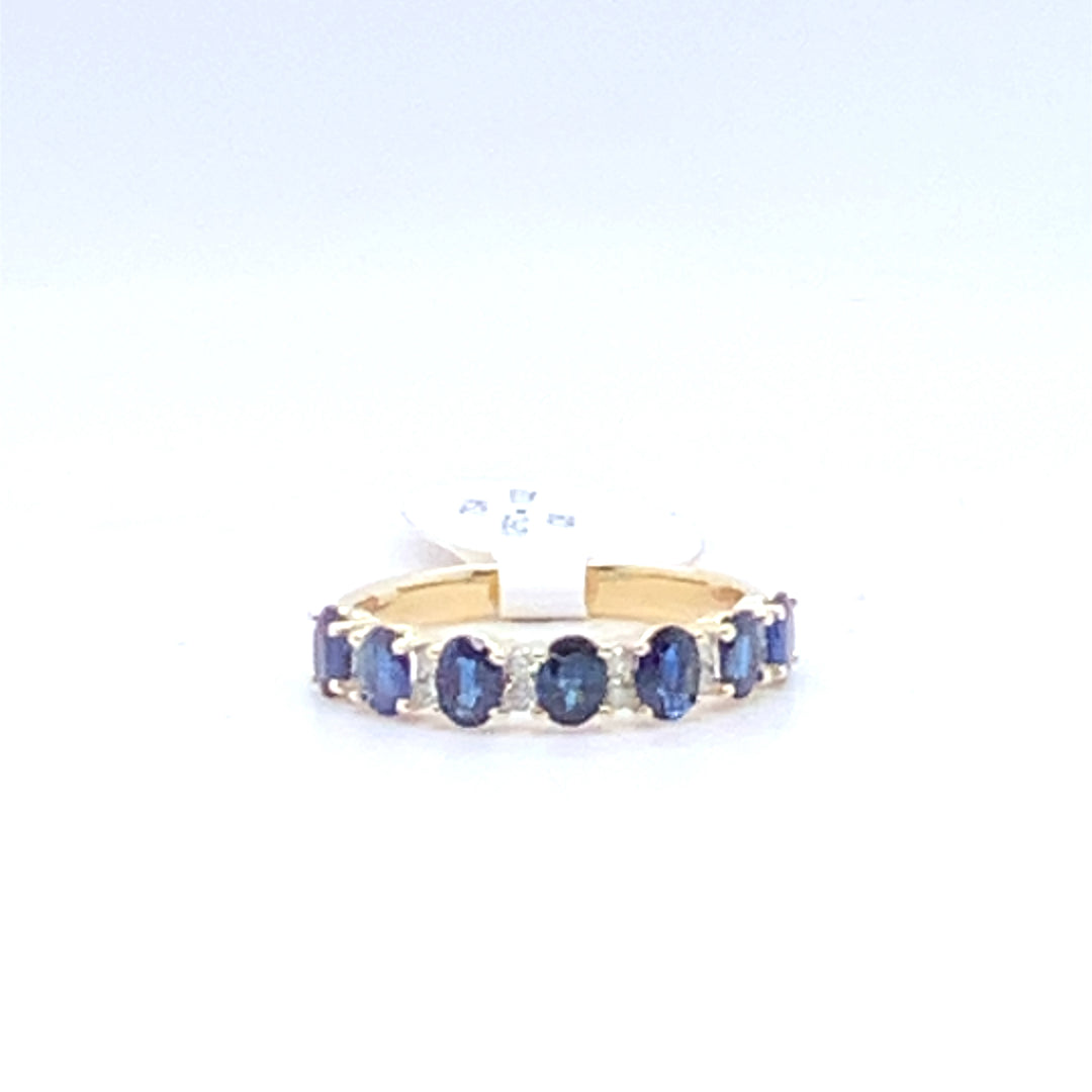 10K Yellow Gold Gemstone ring CTW.