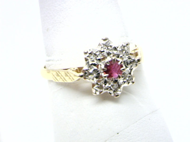 18K Two Tone Cluster Gemstone ring CTW.