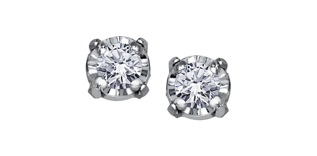 10K White Gold Stud Diamond Earrings 0.04CTW.