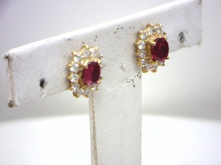 14K Yellow Gold Button Gemstone Earrings 1.00CTW.