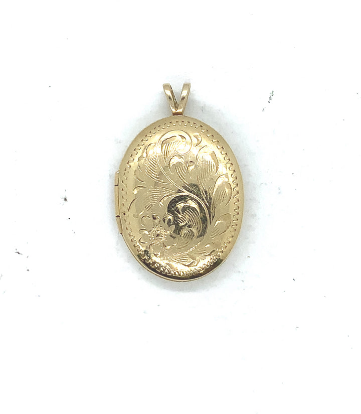 10K Yellow Gold Oval Locket, Weight 14.9 Grams, Gold Pendant