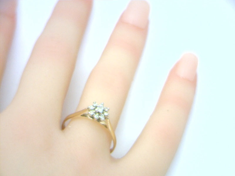 Women's 10K Yellow Gold 0.10 Round Brilliant Cut Cluster Diamond, Fashion Ring