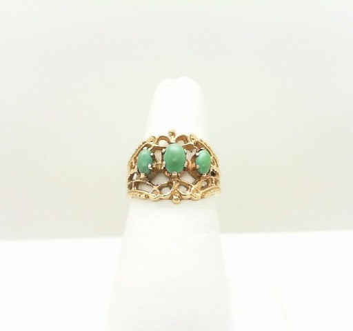 14K Yellow Gold Antique Gemstone ring CTW.